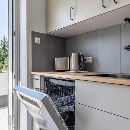 50 M Rhein - 6 Personen - Stadt - Sunset Balkon Apartment