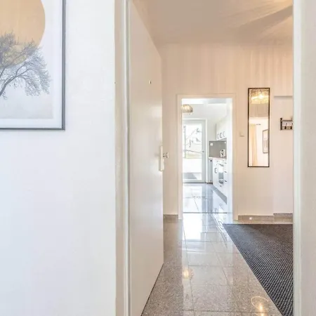50 M Rhein - 6 Personen - Stadt - Sunset Balkon Apartment